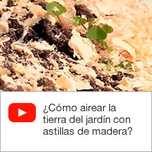 ¿Cómo airear la tierra del jardín con astillas de madera?