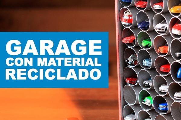 Construye un garaje de juguete con material reciclado